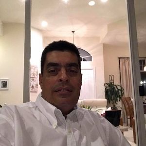 Meet your Posher, Enrique